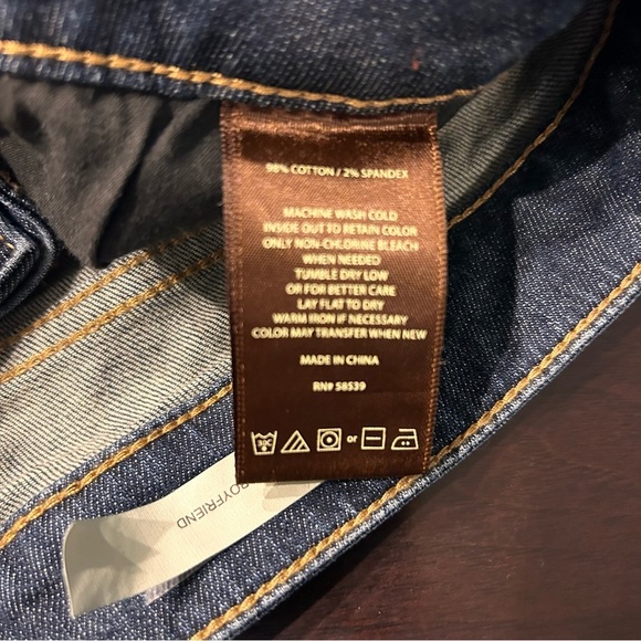 Kut from the Kloth Kara Boyfriend Dark Wash Denim Jeans SZ 12 - Picture 9 of 10